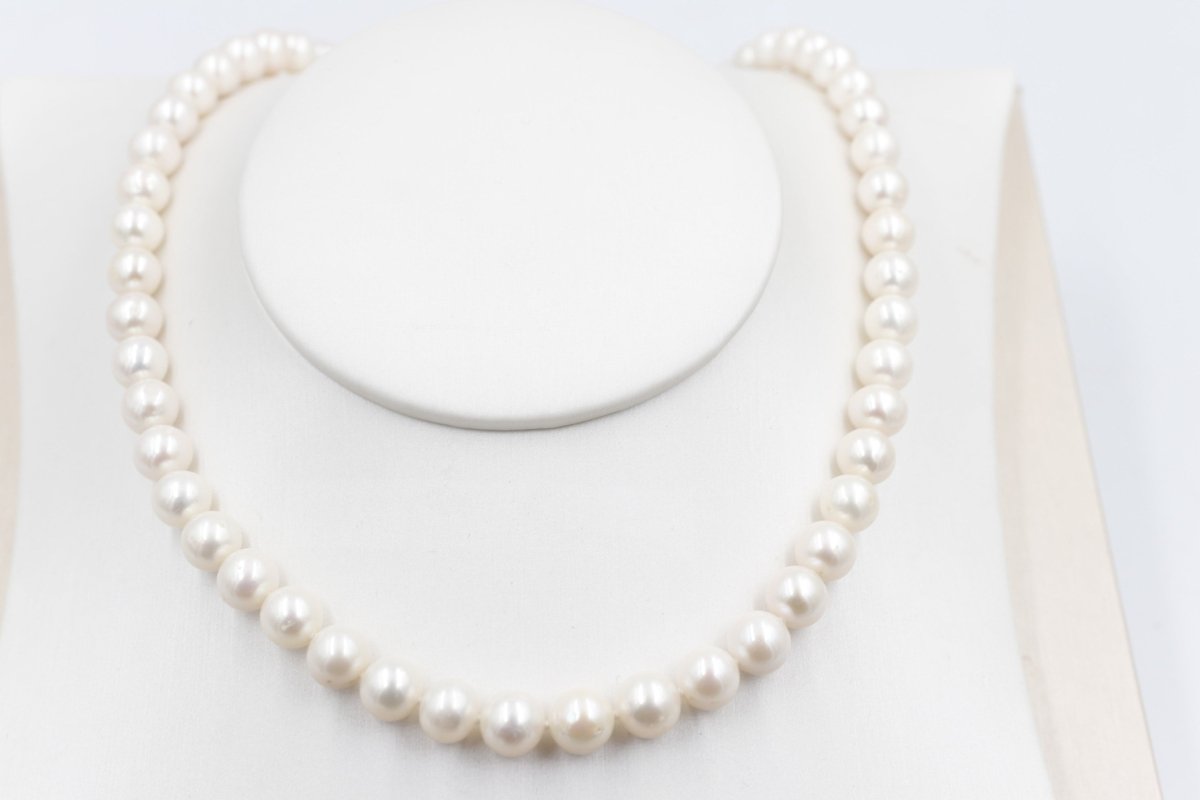 Fresh water Pearl Necklet with stg Clasps 8 to 8.5mm 382.2775AAX
