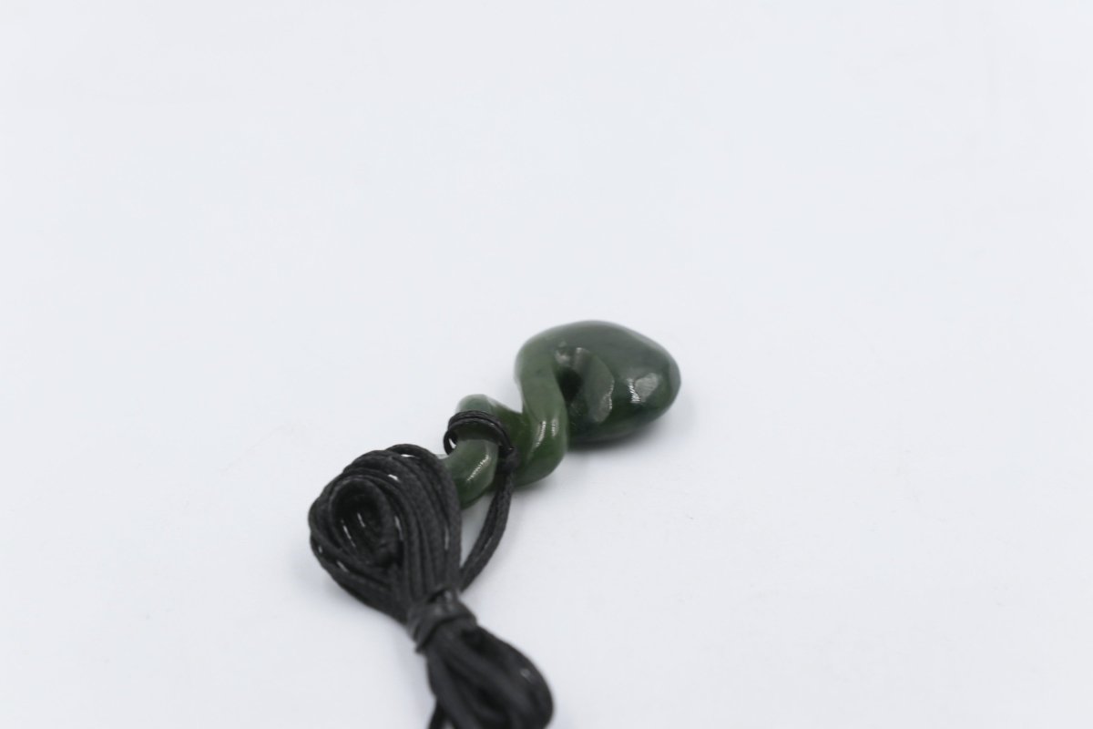New Zealand Greenstone Twist