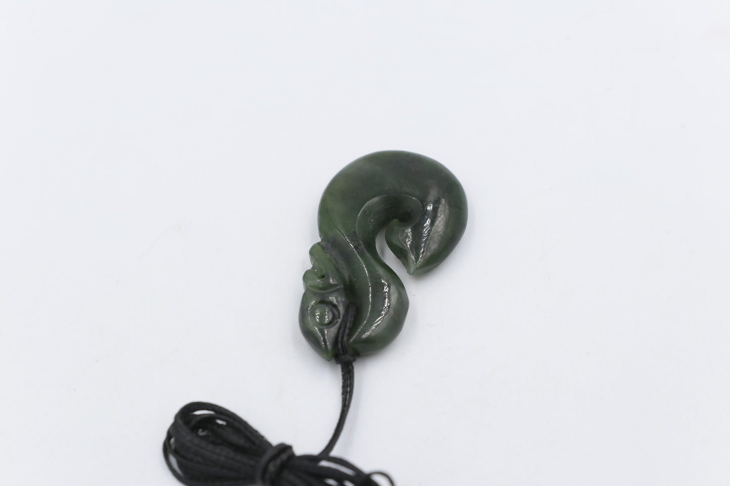 New Zealand Greenstone Manaia HPN513