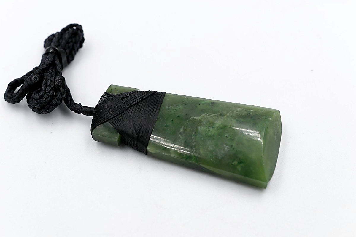 New Zealand Greenstone Toki GC029