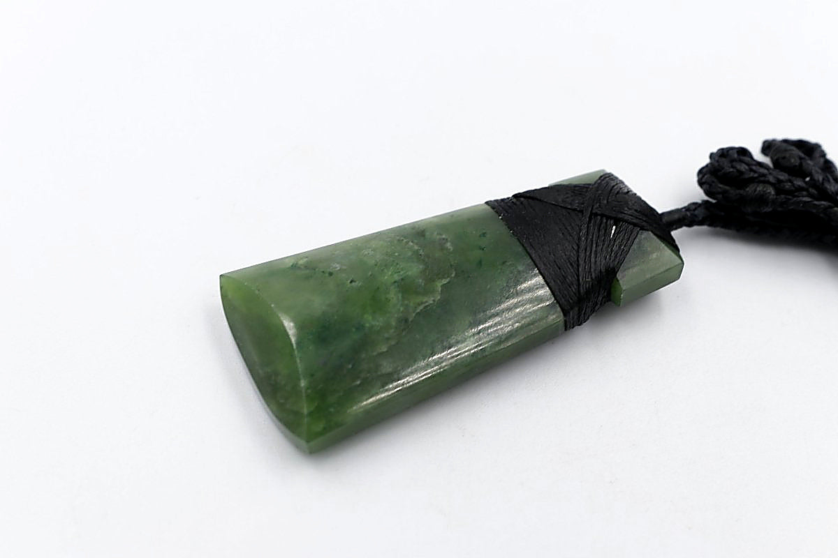 New Zealand Greenstone Toki GC029