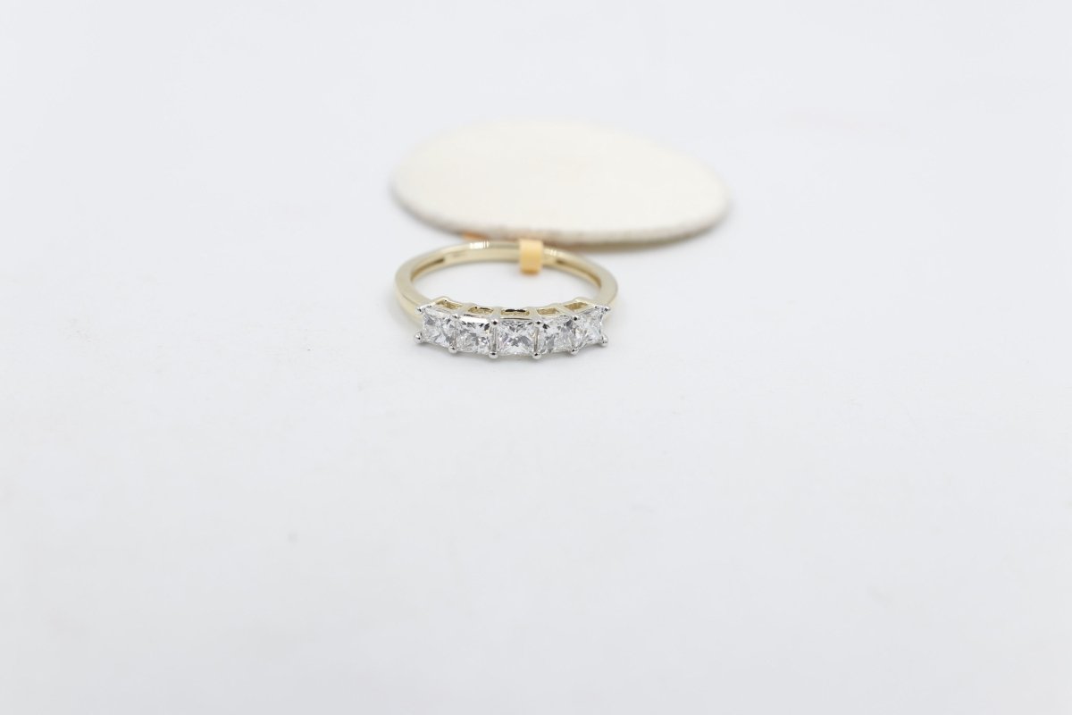 10ct Yellow Gold Lab Grown Diamond One carat Ring