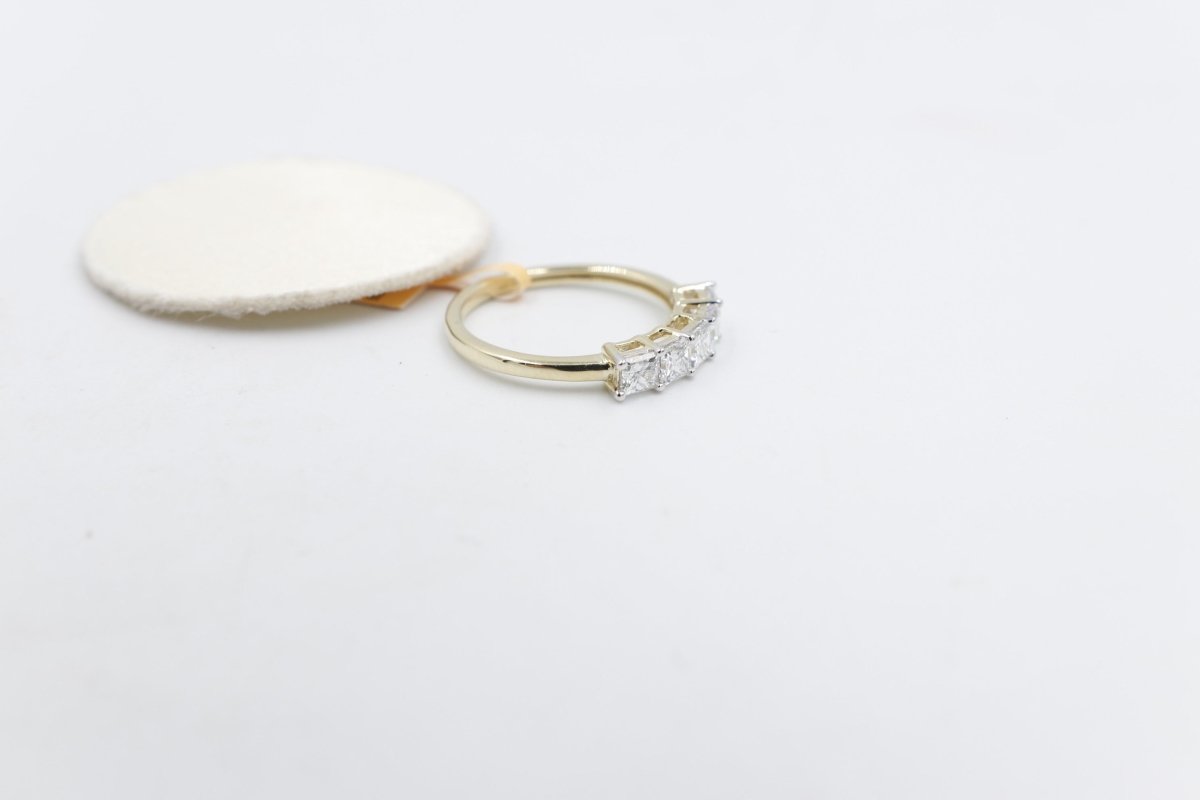 10ct Yellow Gold Lab Grown Diamond One carat Ring