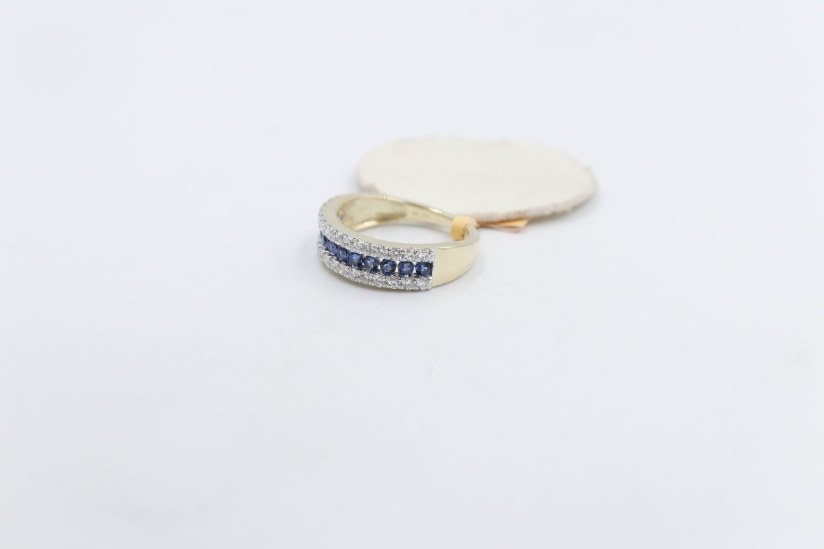10K Gold Lab grown Diamond and Sapphire Ring
