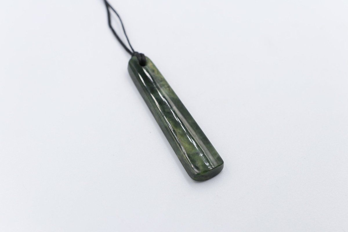 New Zealand Greenstone Drop