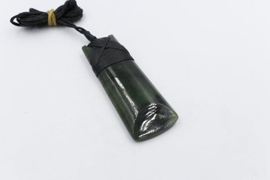 New Zealand Greenstone Toki