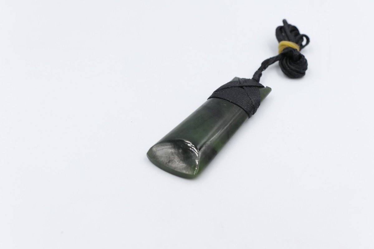 New Zealand Greenstone Toki