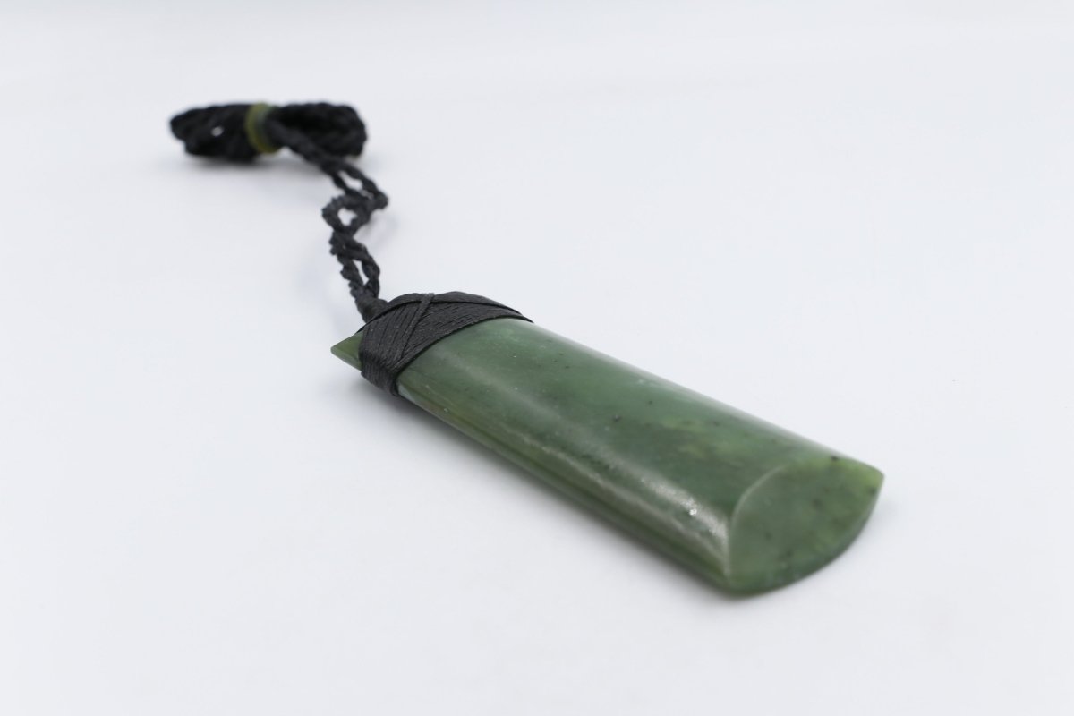 New Zealand Greenstone Toki HPFF90