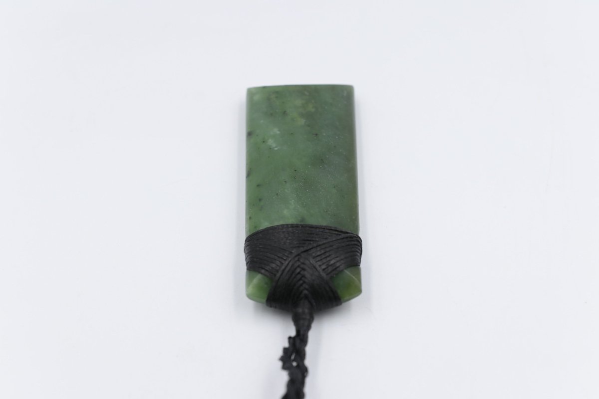 New Zealand Greenstone Toki HPFF90
