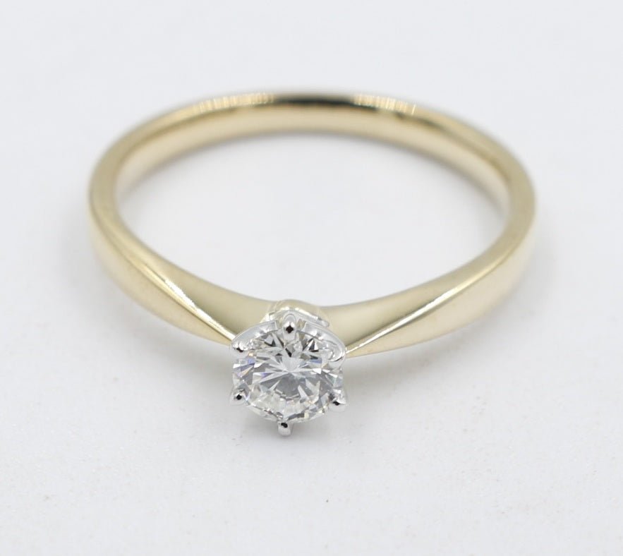 9ct Gold with White Gold Claws 0.37ct Solitaire Ring SYR8151