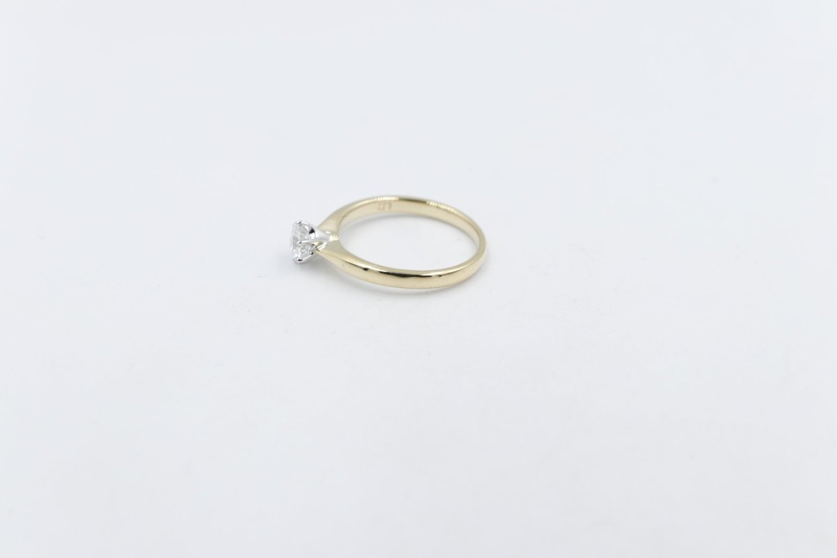 9ct Gold with White Gold Claws 0.53ct Solitaire Ring SYR2288