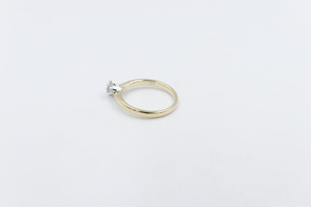 9ct Gold with White Gold Claws 0.53ct Solitaire Ring SYR2288