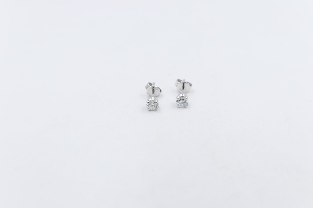 9ct White Gold Set Lab Diamond Stud Earrings TDW 0.80t SYE996