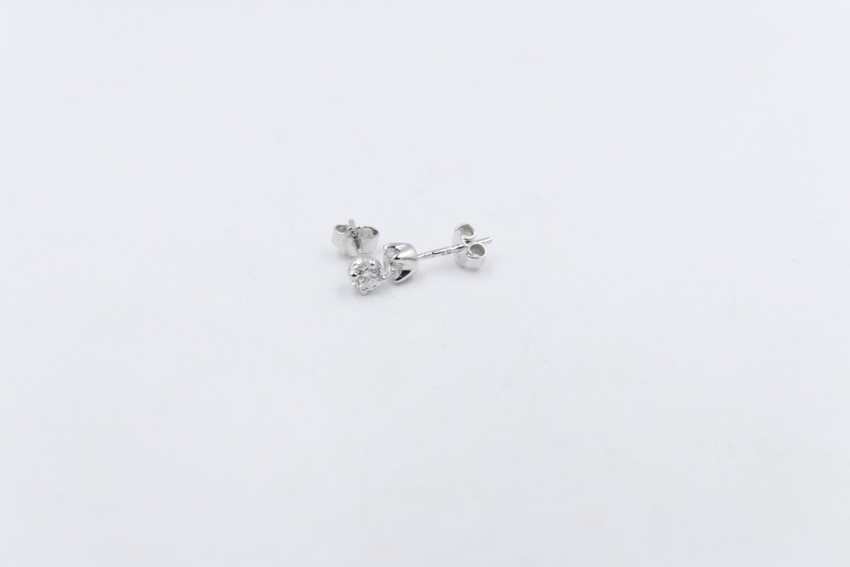9ct White Gold Set Lab Diamond Stud Earrings TDW 0.80t SYE996