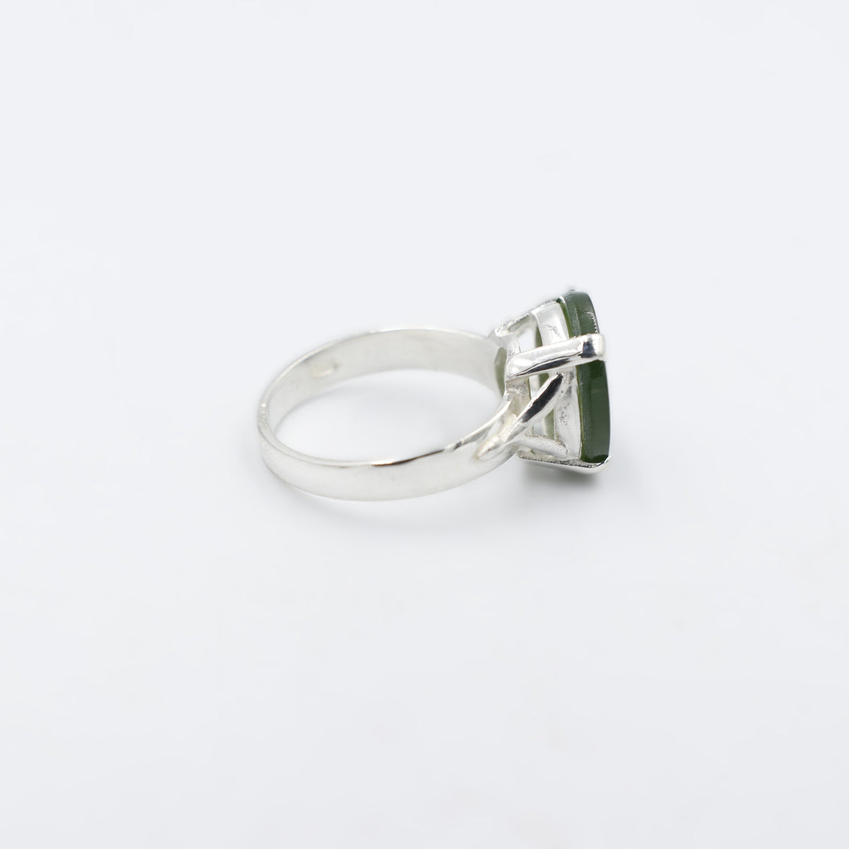 Stg Silver Ring with Greenstone ALX298