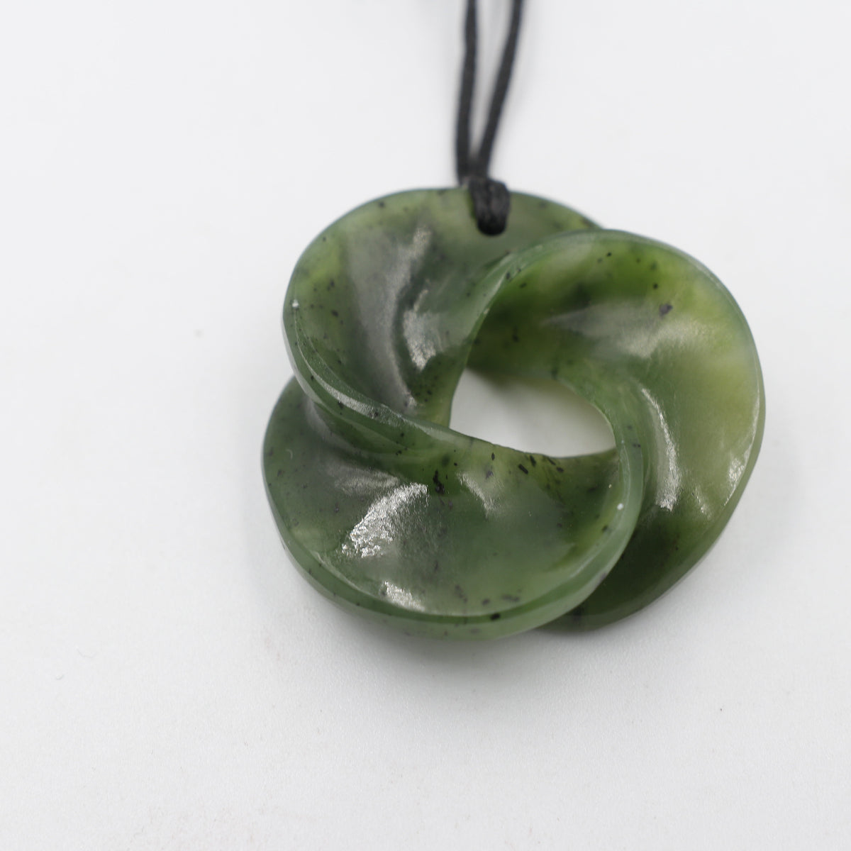 New Zealand Greenstone Moebius Ribbon HPN140