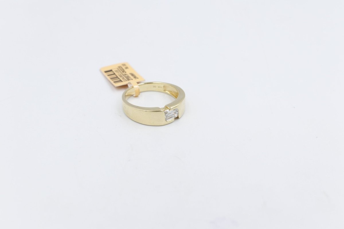 10ct Yellow Gold Lab Grown Radiant Cut Diamond Mens Ring TDW 1ct