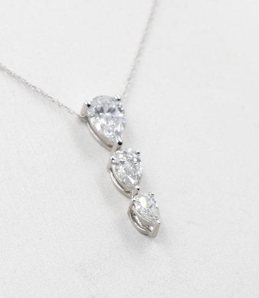 14ct White Gold Lab Grown Pear Diamond pendent TDW 1ct