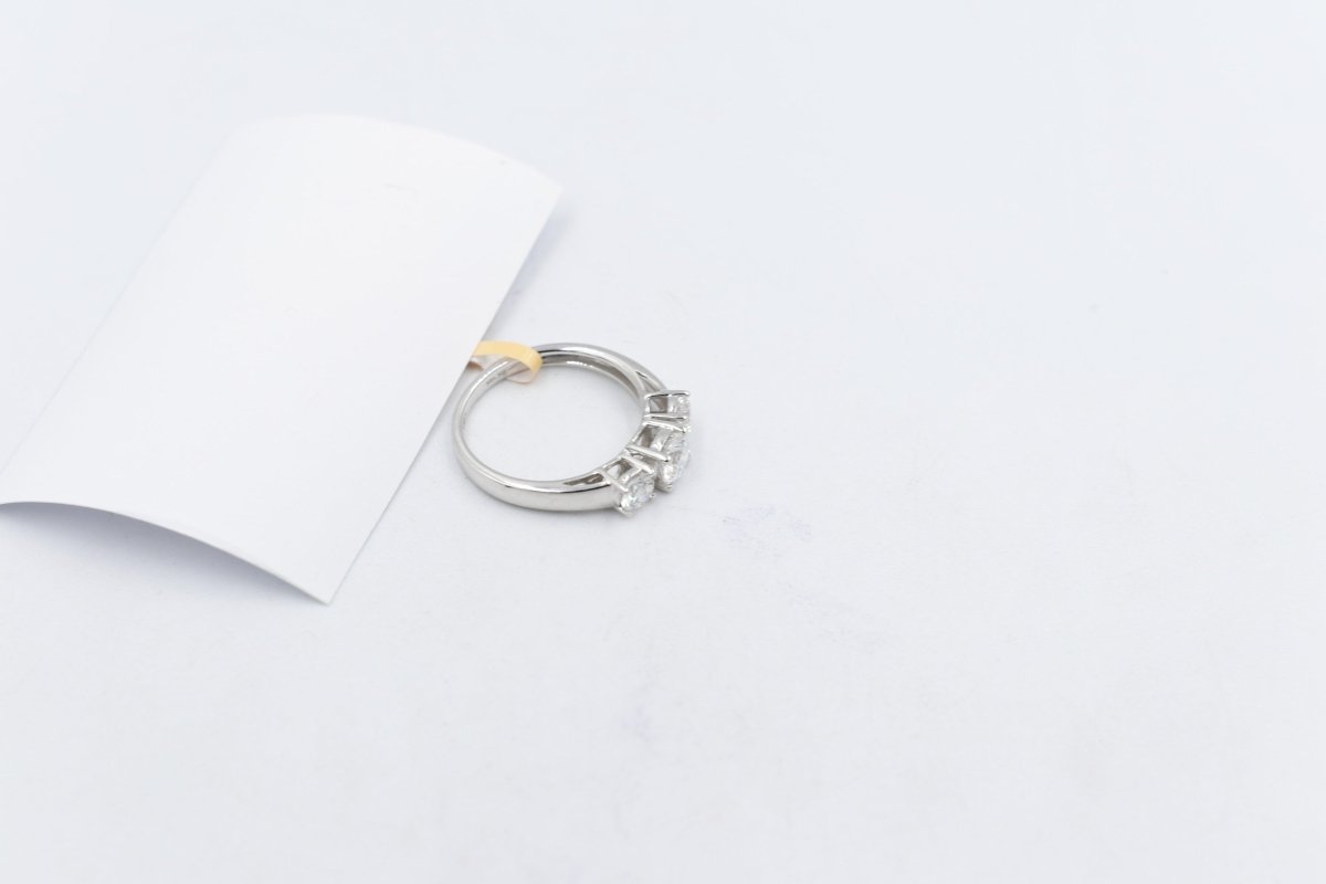 14ct White Gold Lab Grown Diamond  3 stone 1 carat Ring