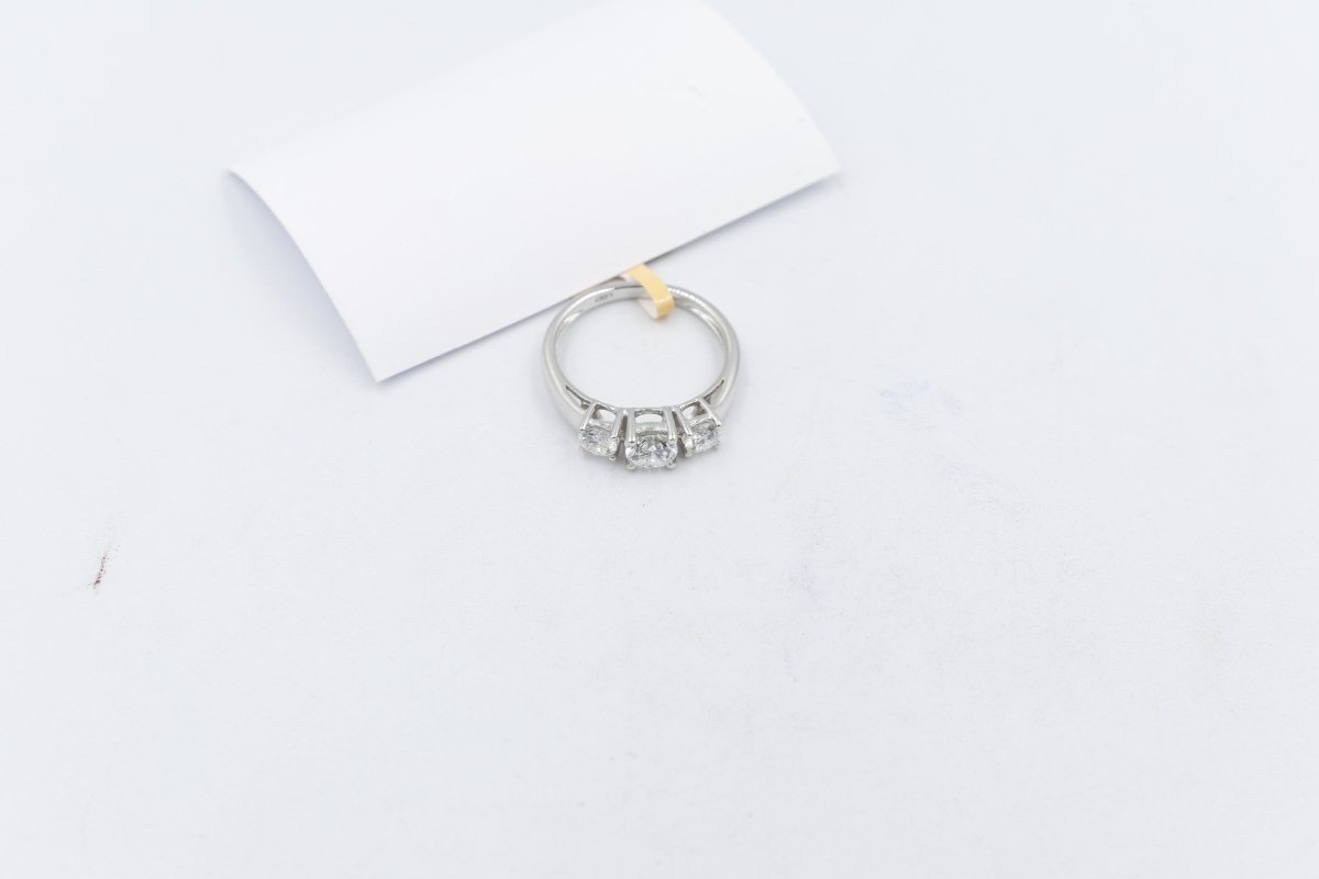 14ct White Gold Lab Grown Diamond  3 stone 1 carat Ring
