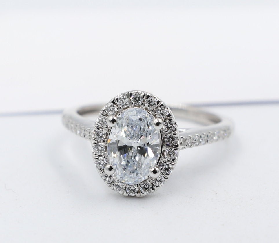 14ct white Gold Lab Grown Oval Diamond carat Ring 1.25ct