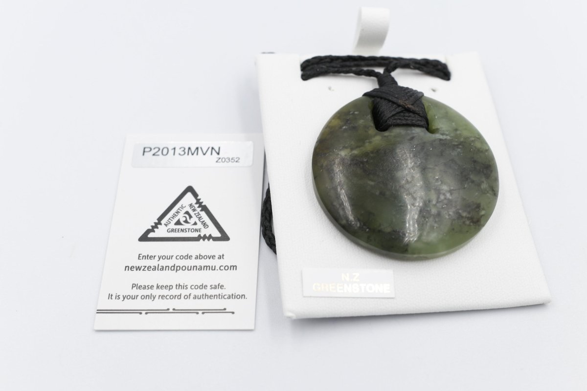 New Zealand Greenstone Bound Disc 001043
