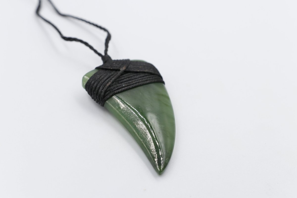 New Zealand Greenstone Tooth Toki 8290555