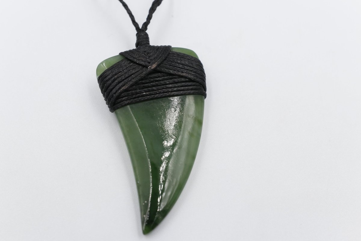 New Zealand Greenstone Tooth Toki 8290555