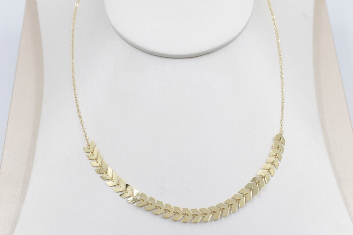 9ct Gold Trace Link with arrow shape pendents HHX802/1
