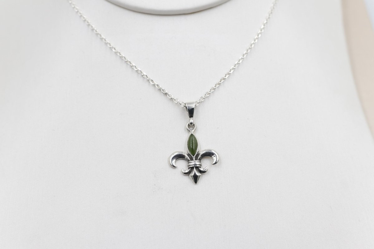 Stg Silver Set Pounamu Fleur de Lis Pendant