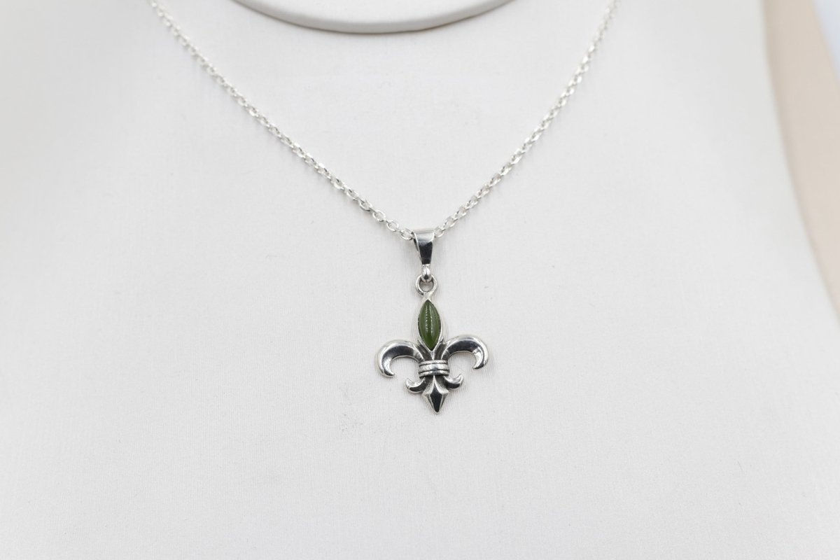 Stg Silver Set Pounamu Fleur de Lis Pendant