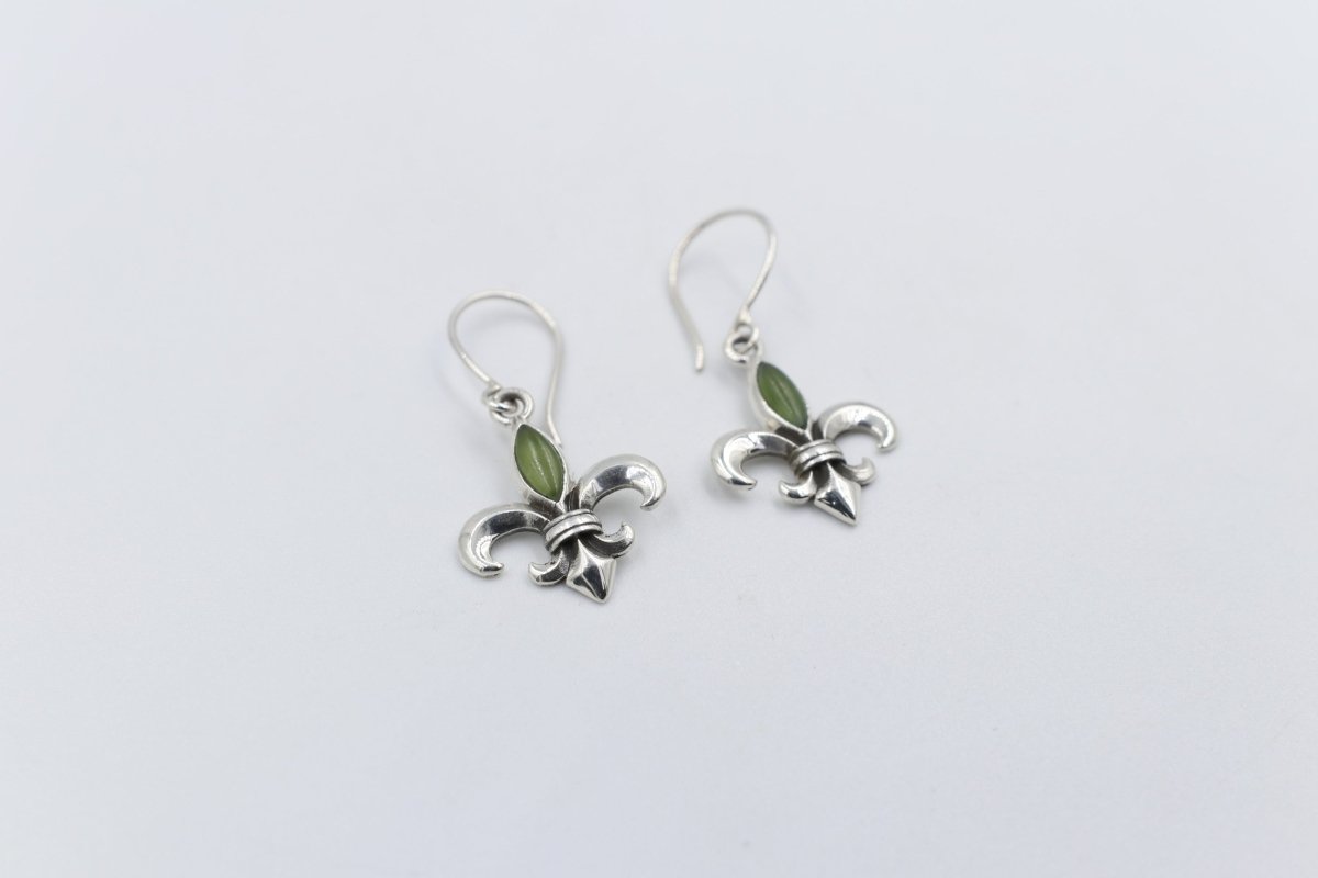 Stg Silver Set Pounamu Fleur de Lis Earrings