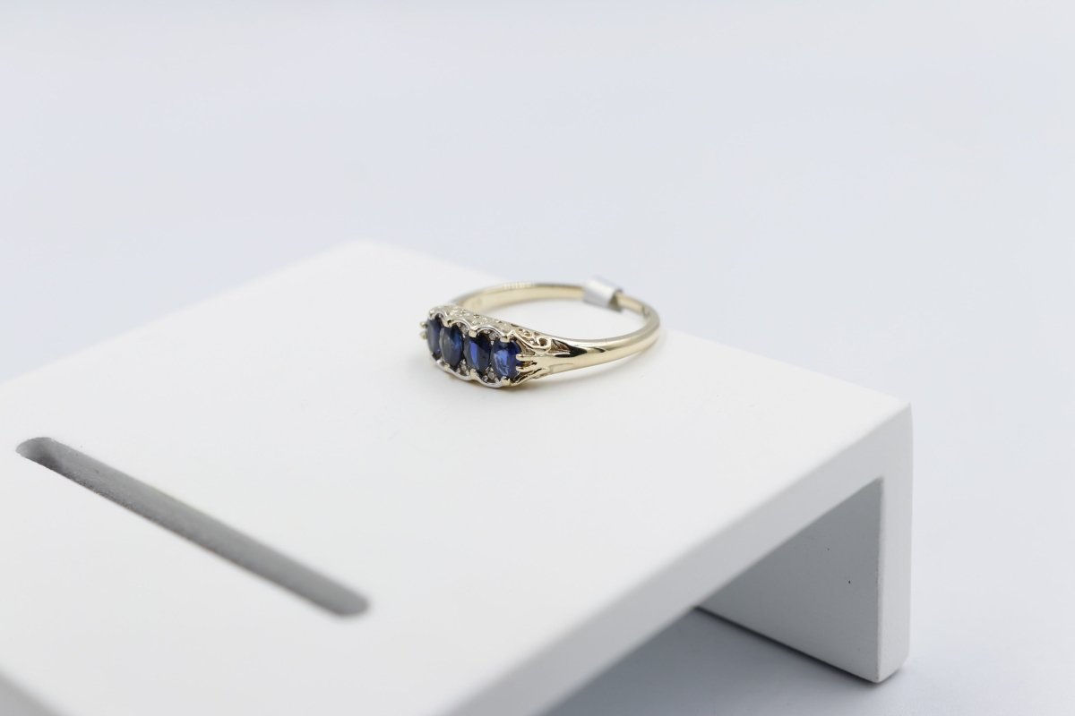 9ct Gold Sapphire & Diamond ring SYR7987S