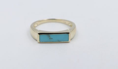 9ct Gold Arizona Turquoise Ring CYR8117