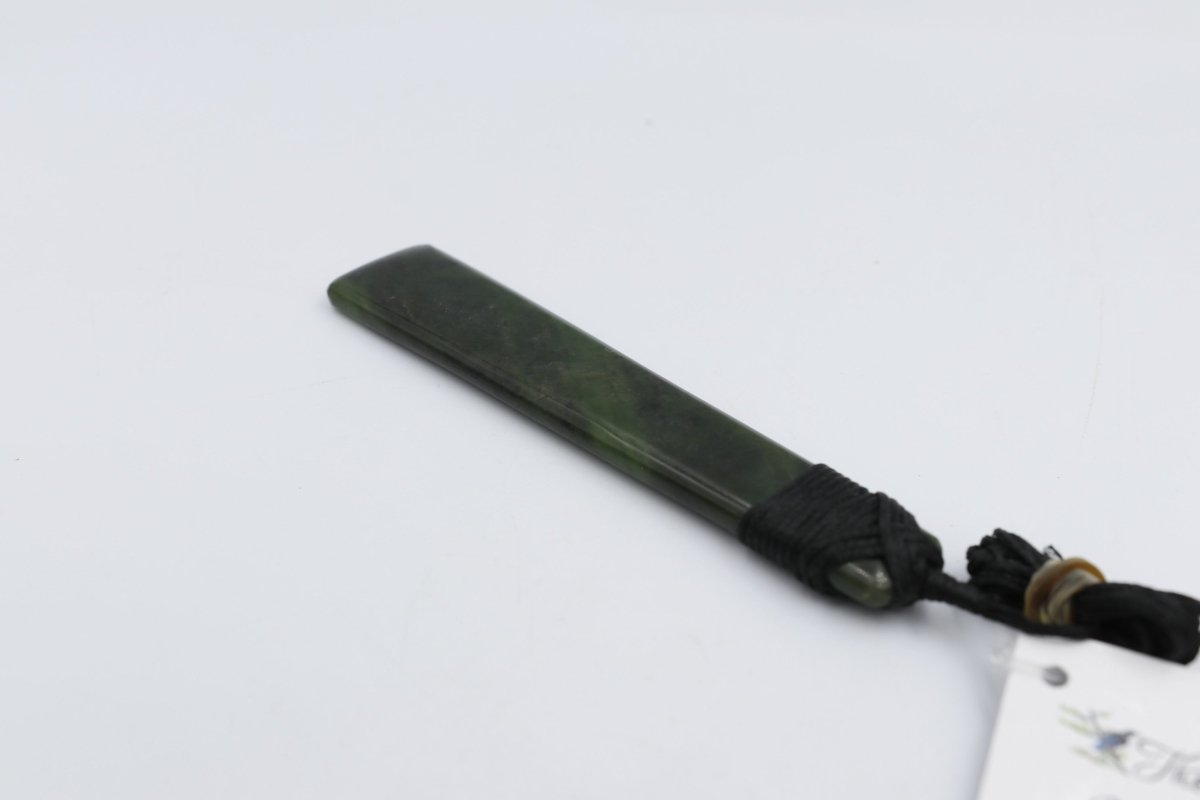New Zealand Greenstone Toki WT105