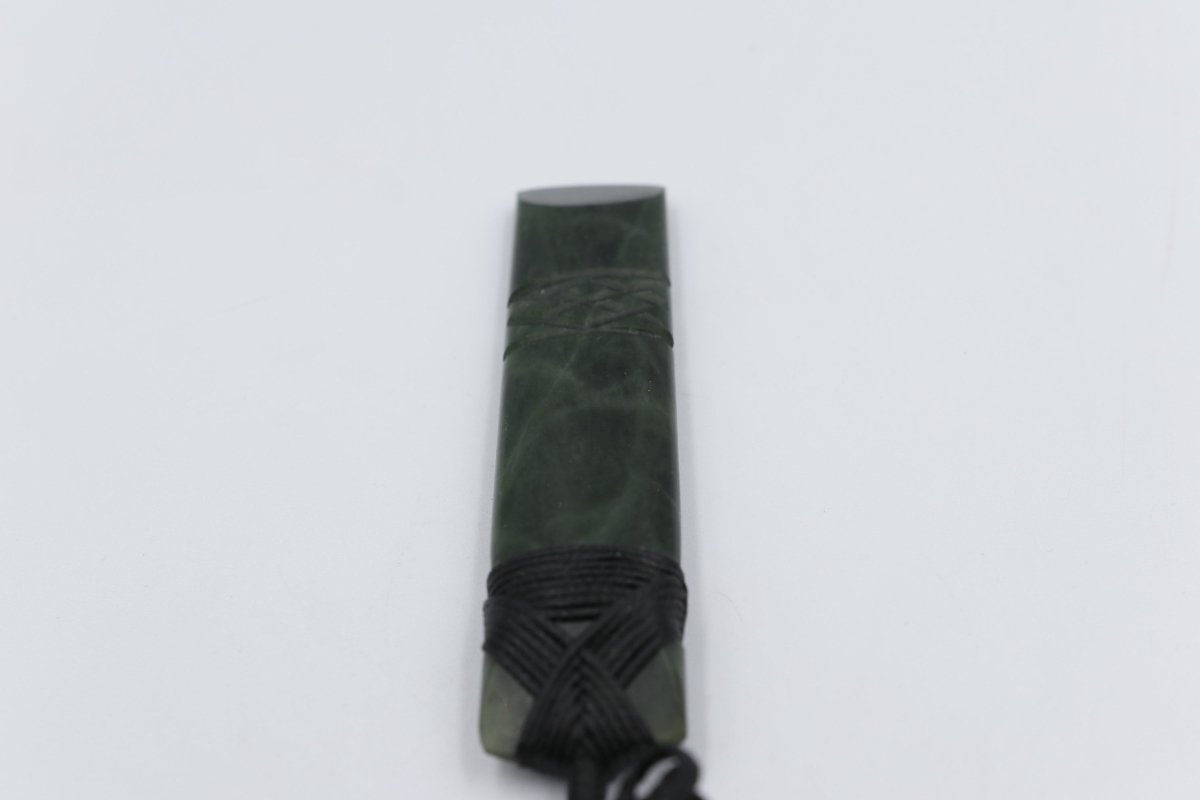 New Zealand Greenstone Toki WT102