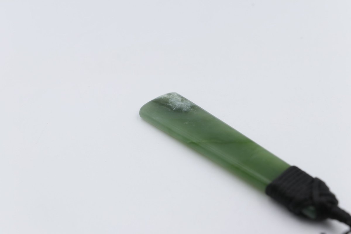New Zealand Greenstone Toki WT75