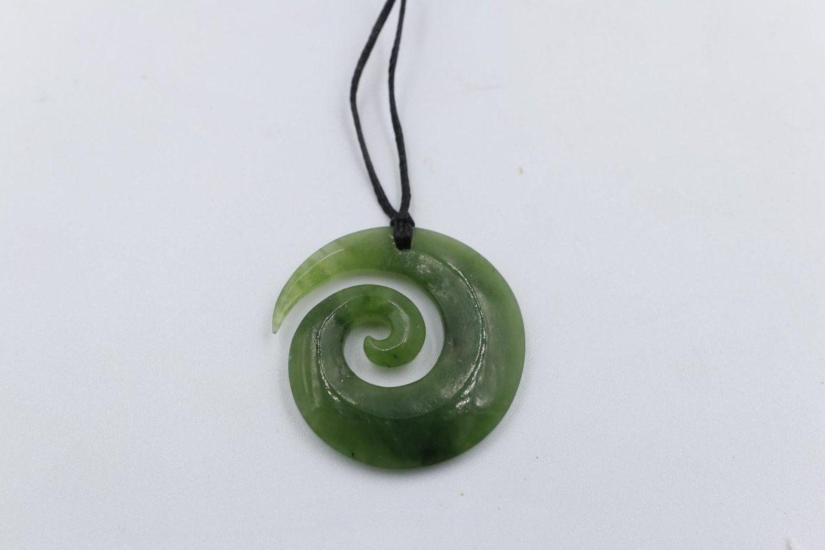 9ct Gold Set New Zealand Greenstone Koru 32mm