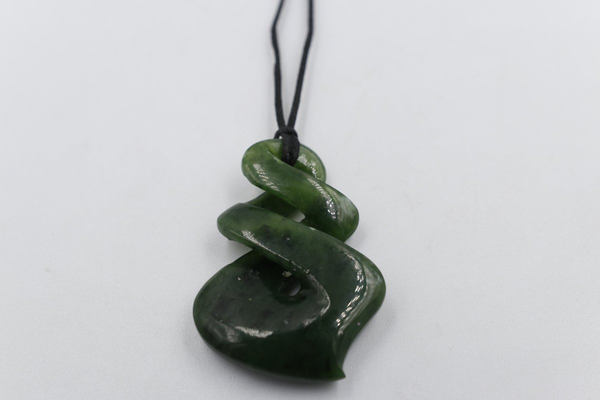 New Zealand Greenstone Twist