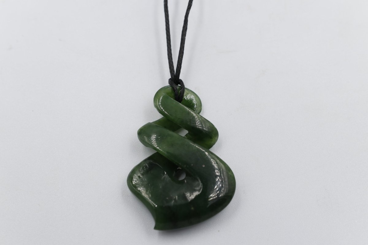 New Zealand Greenstone Twist