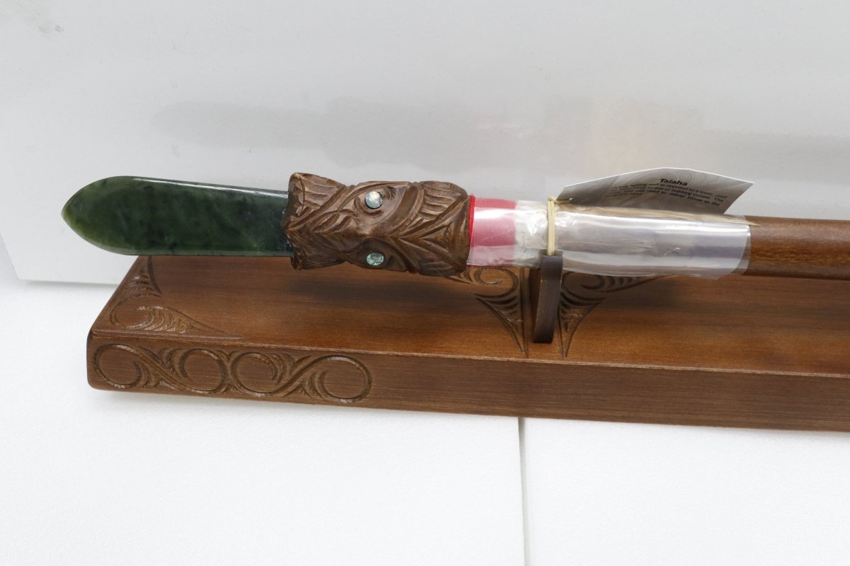 New Zealand Made Wooden 21st Taiaha with base & Greenstone Blade