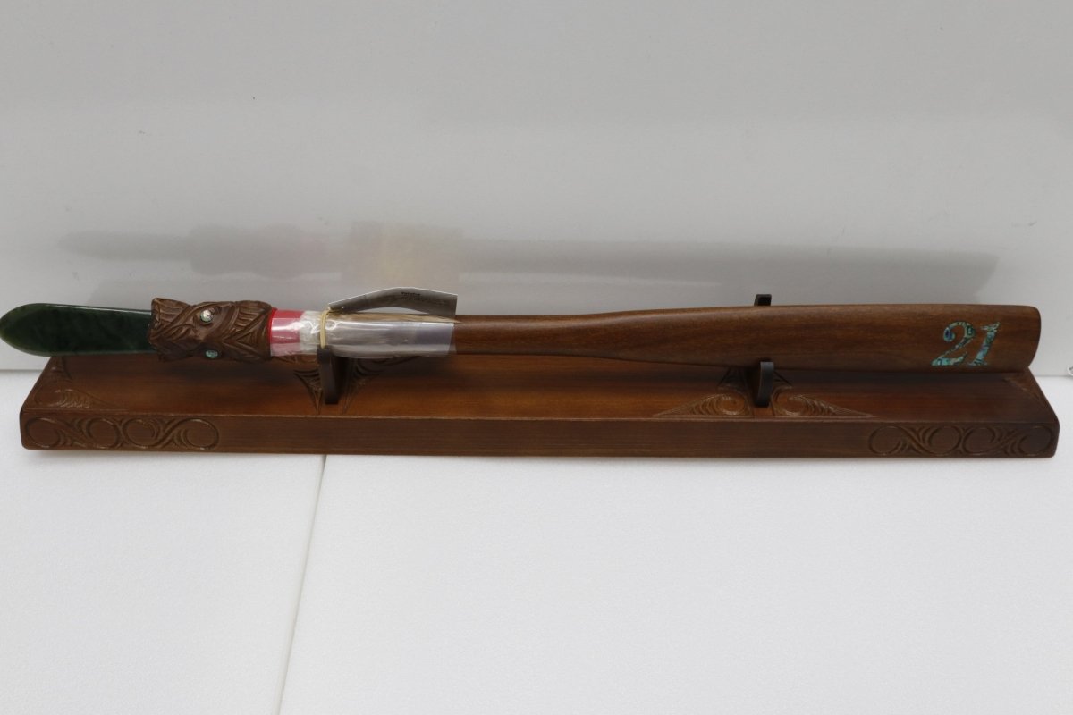 New Zealand Made Wooden 21st Taiaha with base & Greenstone Blade