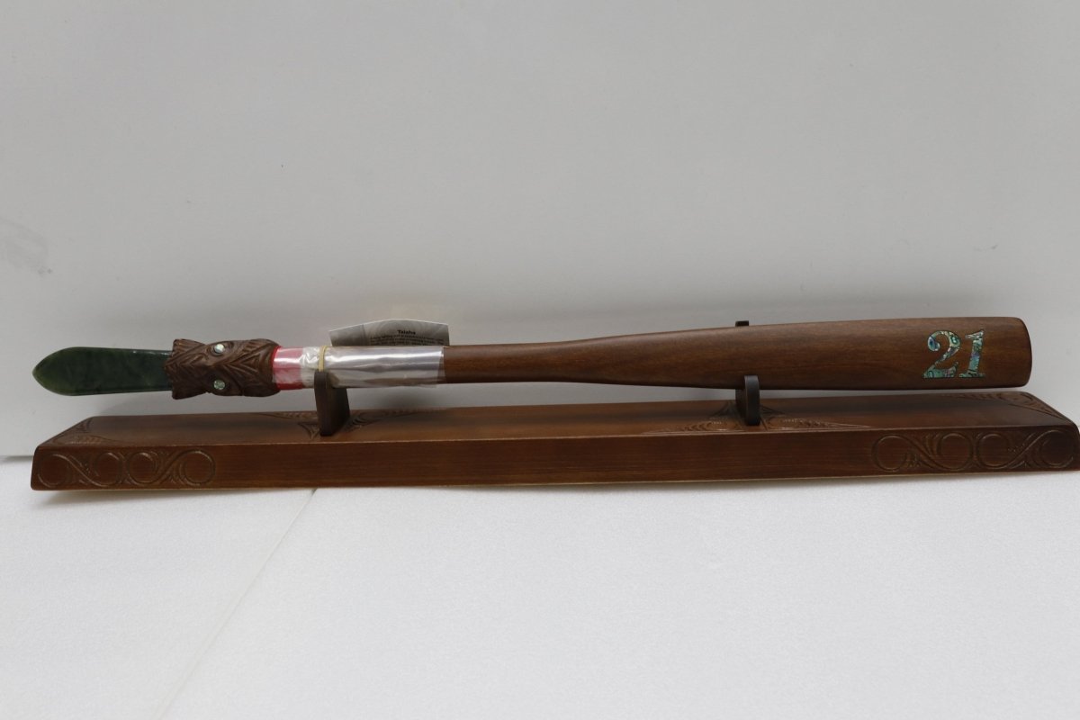 New Zealand Made Wooden 21st Taiaha with base & Greenstone Blade