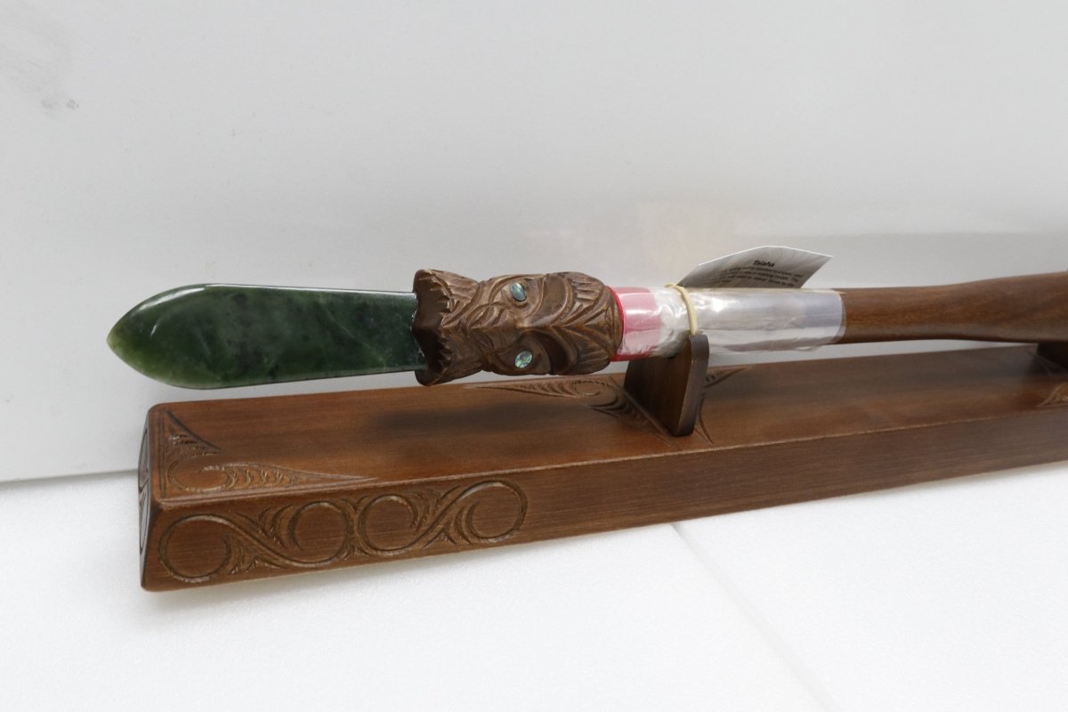 New Zealand Made Wooden 21st Taiaha with base & Greenstone Blade