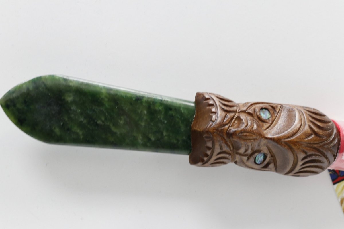 New Zealand Made Wooden and Greenstone Full Size Taiaha WM978J