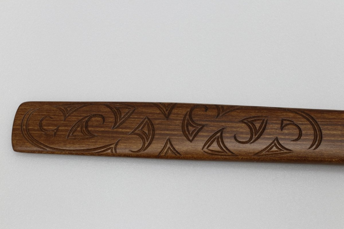 New Zealand Made Wooden and Greenstone Full Size Taiaha WM978J