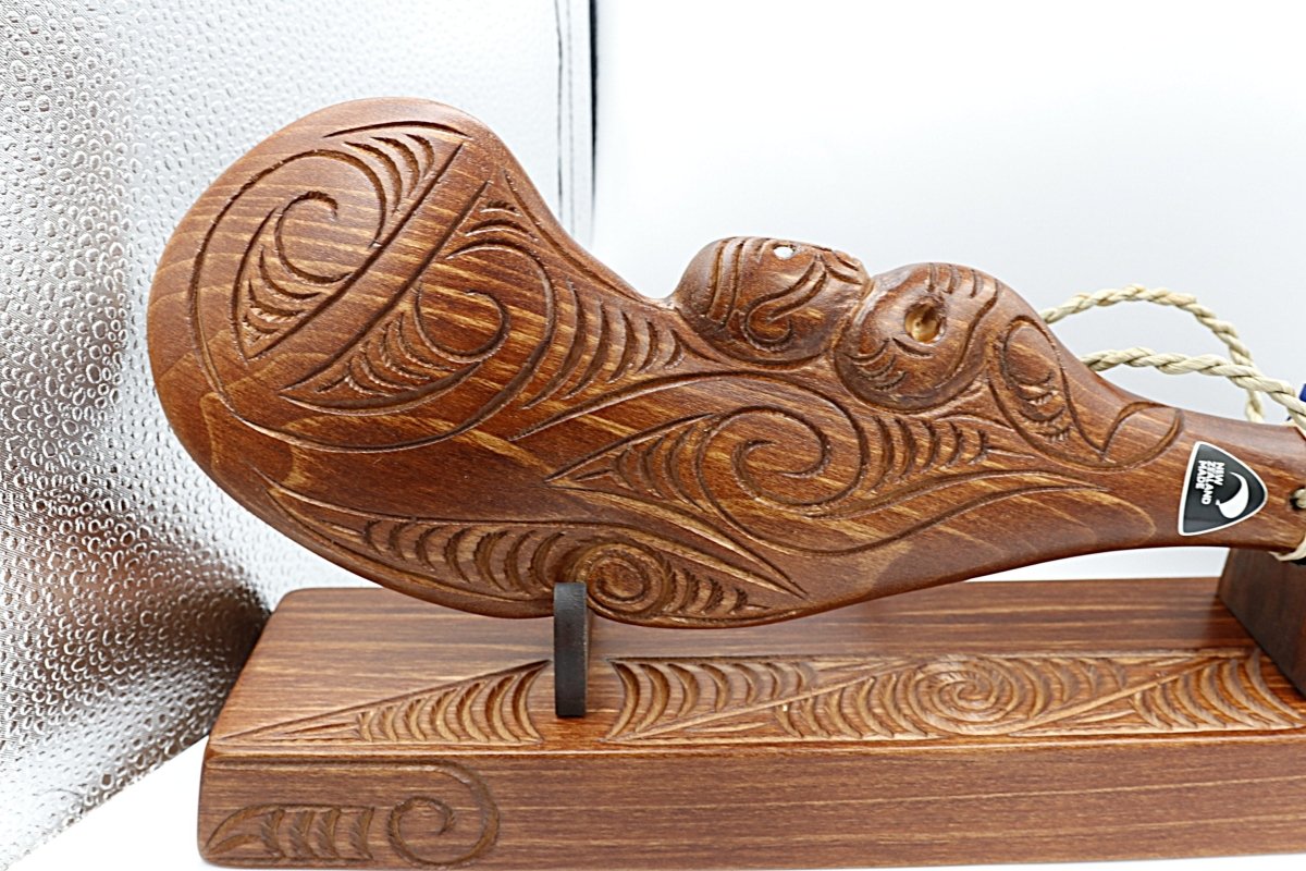 Wooden Wahaika With Base WM864/860