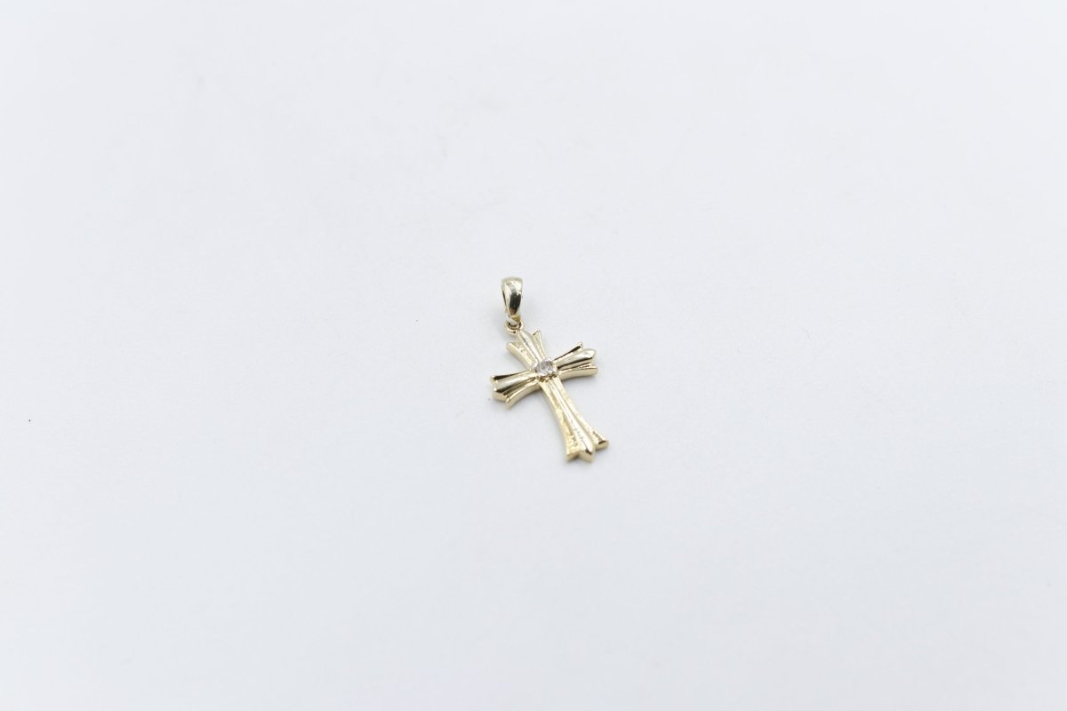 9ct Gold Diamond Set Cross SYP1930