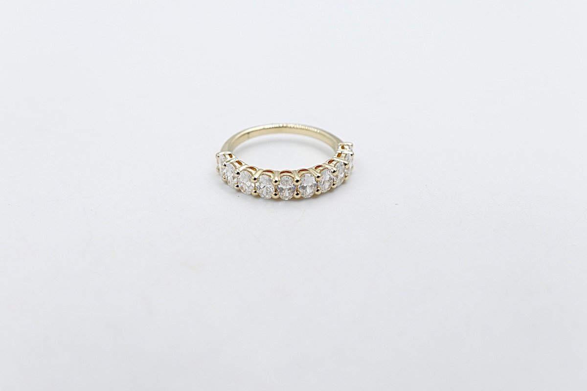 18ct Gold Lab Grown Oval Diamond Ring 1.5ct 081-00427