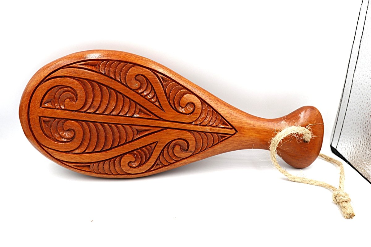 Small Patu with Pattern WA051